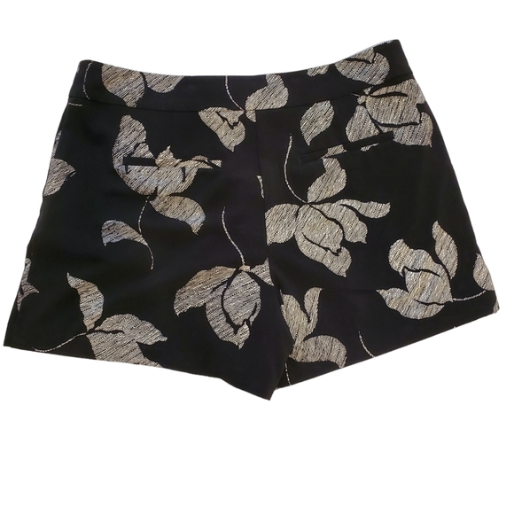 Ann Taylor Factory EUC flowy single pleat shorts 12 - Picture 2 of 10